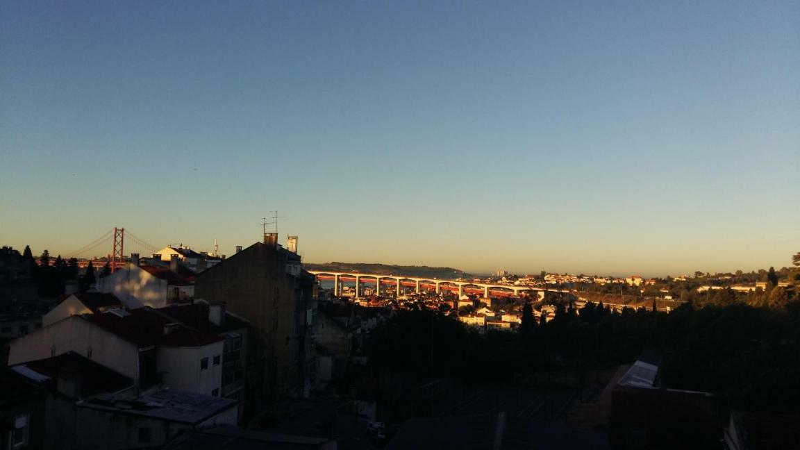 Cozy Place In Lisbon 23 Bagian luar foto
